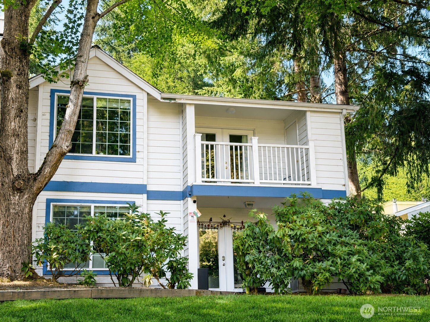 8653 Avondale Rd NE D208 — photo