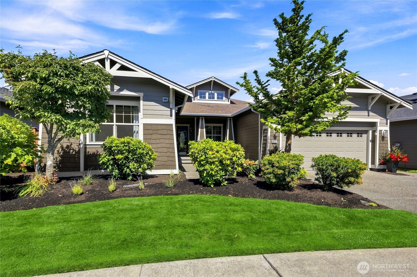 8633 Bainbridge Loop NE — photo
