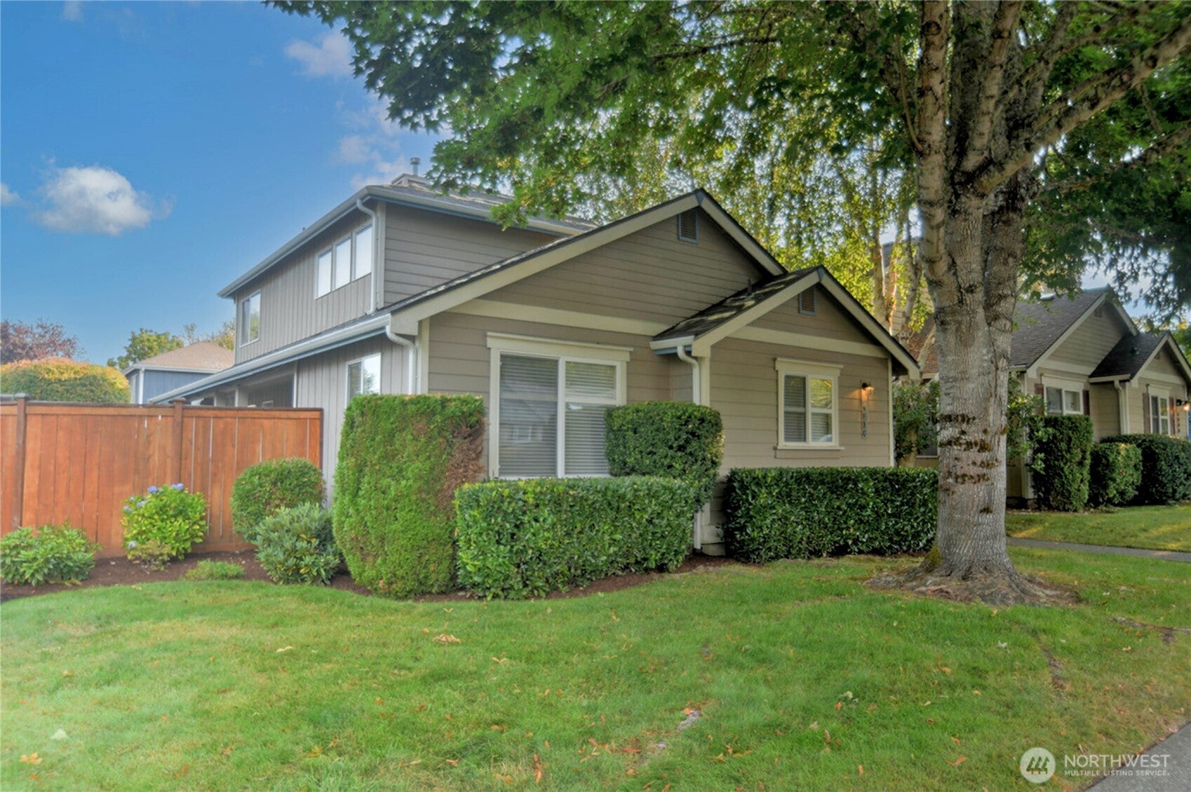 4216 Richmond Lane SE — photo