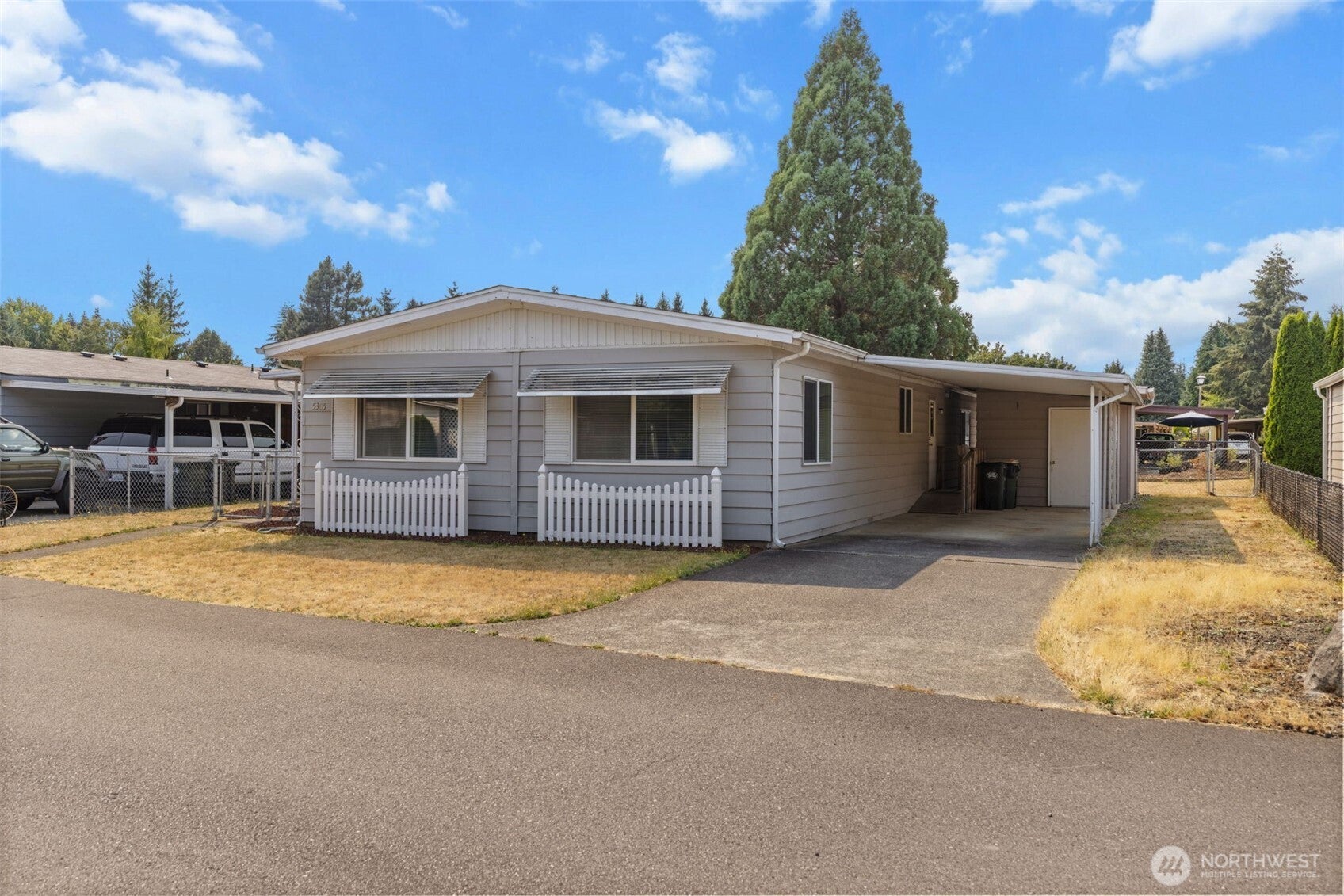 5305 Yakima Lane SE — photo