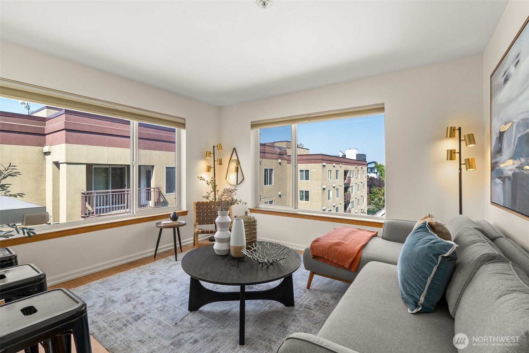 712 E Denny Way 501 — photo