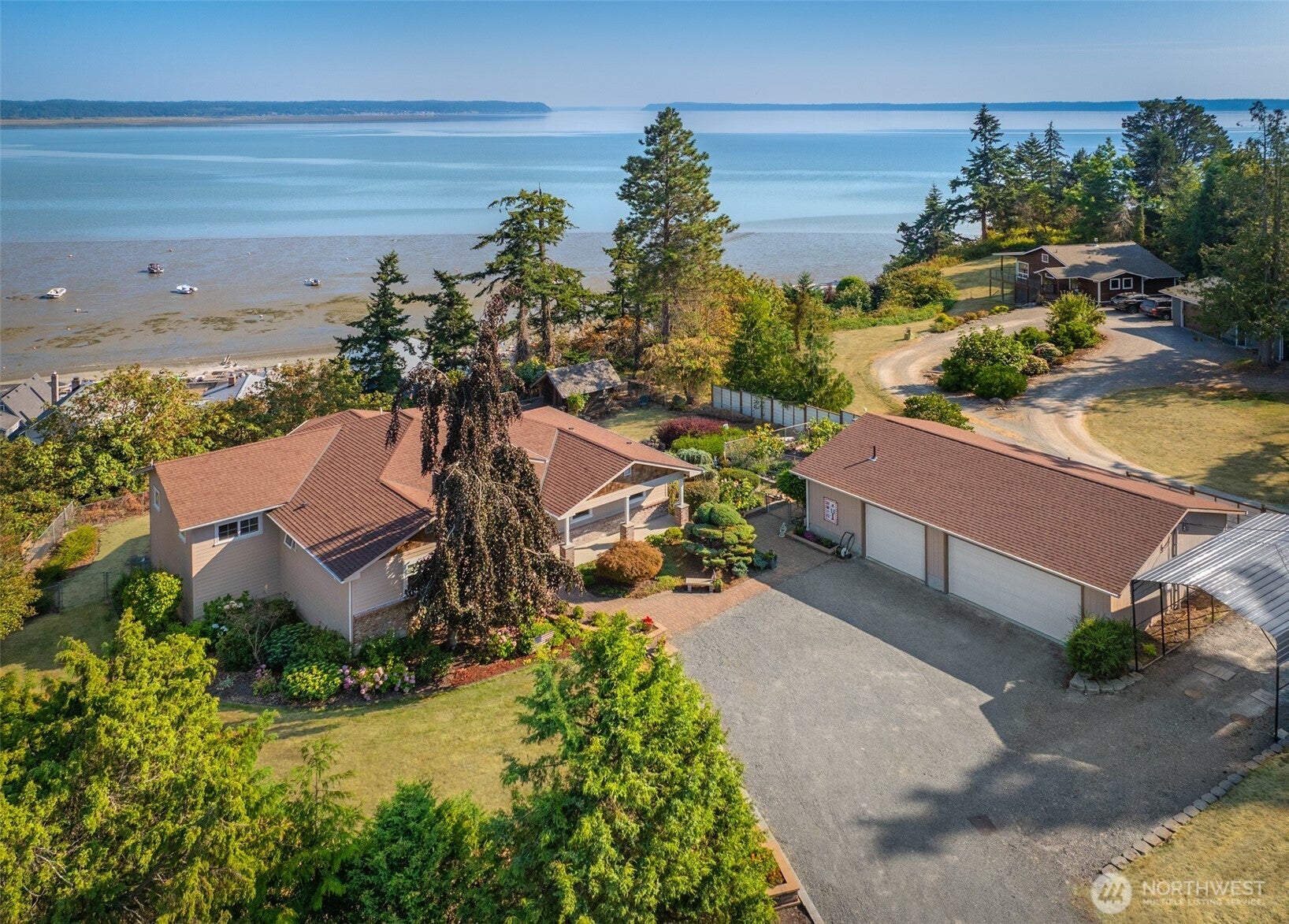 1320 Juniper Beach Road — photo