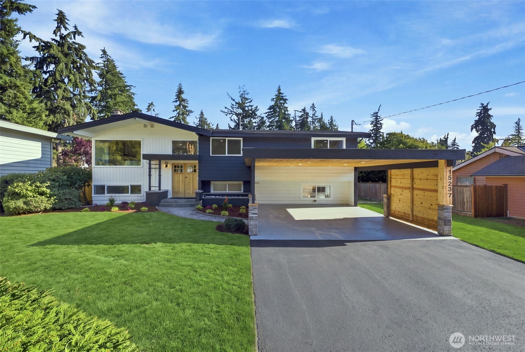 15237 NE 3rd Street — photo