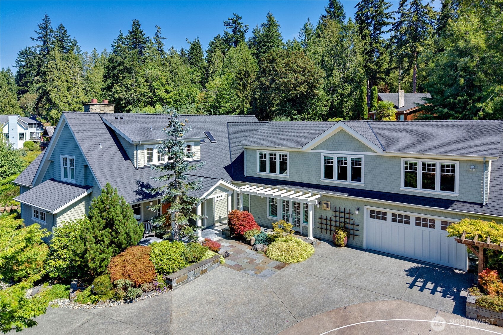 9223 Allens Cove Lane NE — photo