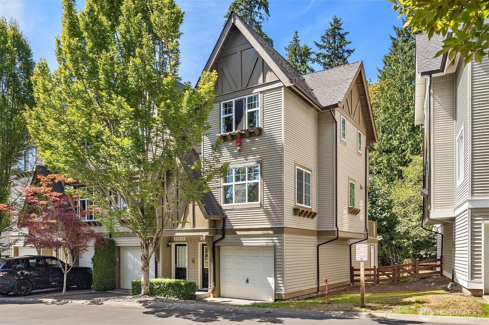 22534 NE Alder Crest Lane — photo