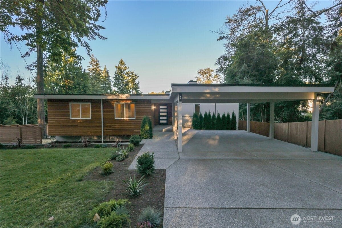 30230 23rd Avenue SW — photo