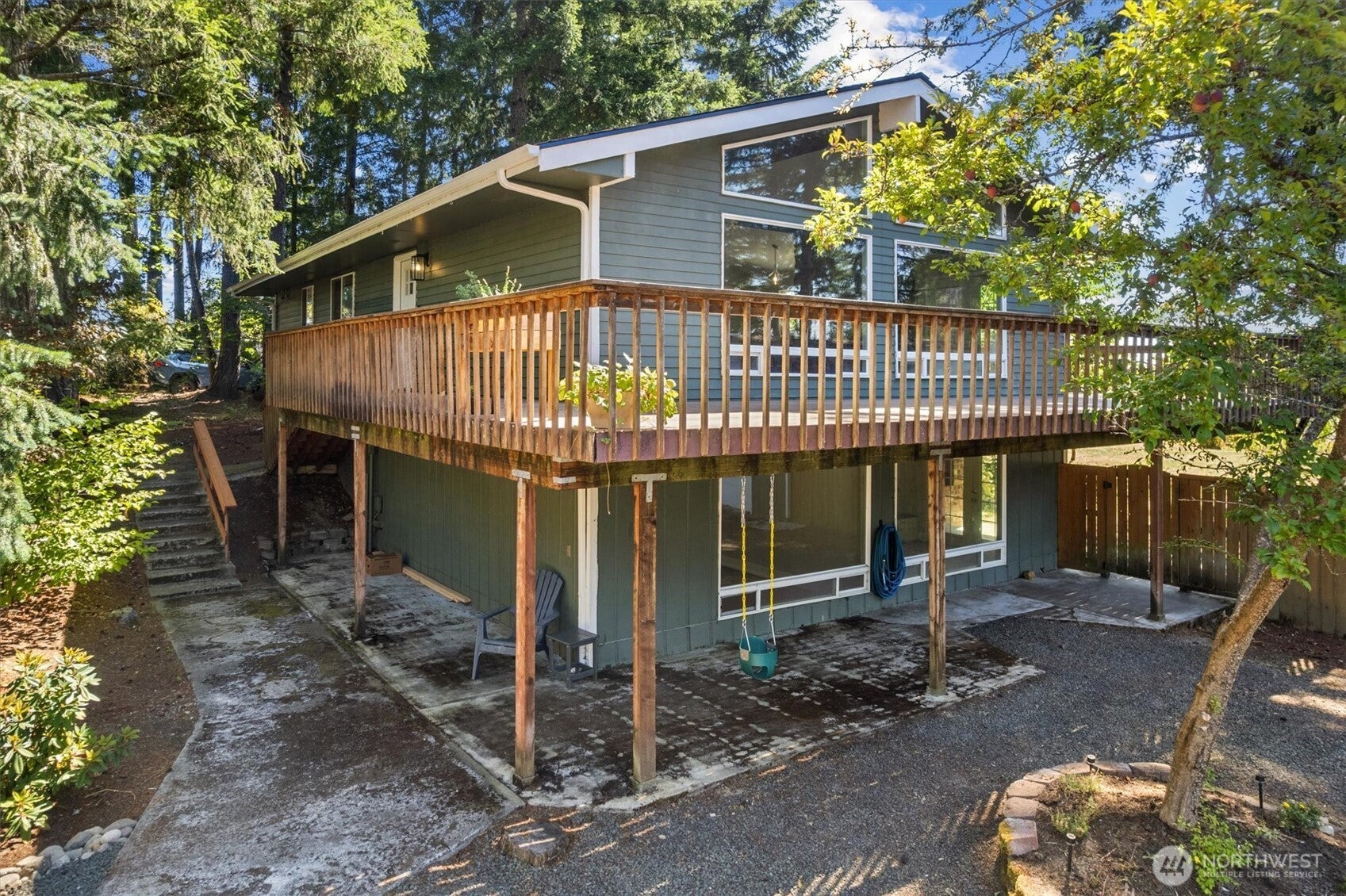 131 E Channel Drive — photo