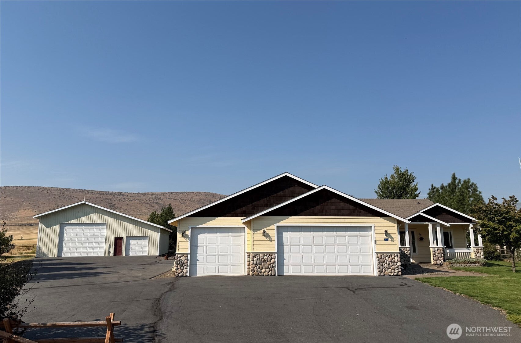 91 Fieldstone Court — photo