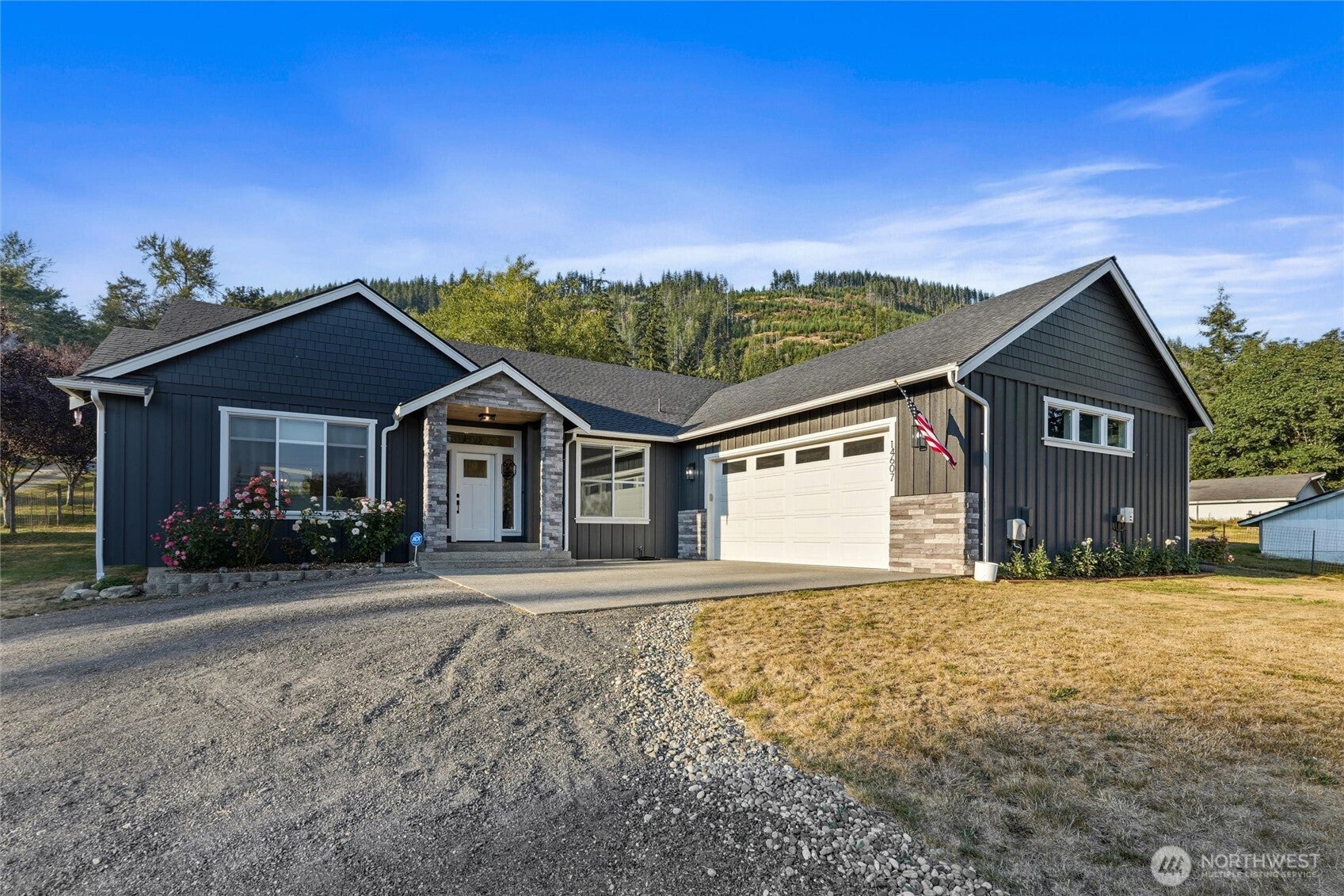 14607 Jim Creek Rd — photo