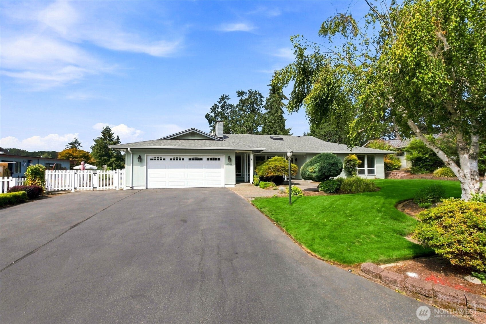 8205 Amber Drive SW — photo