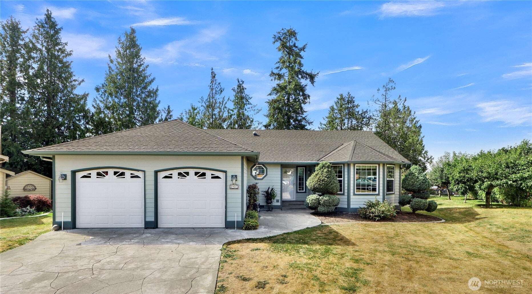 2901 Montgomery Place — photo