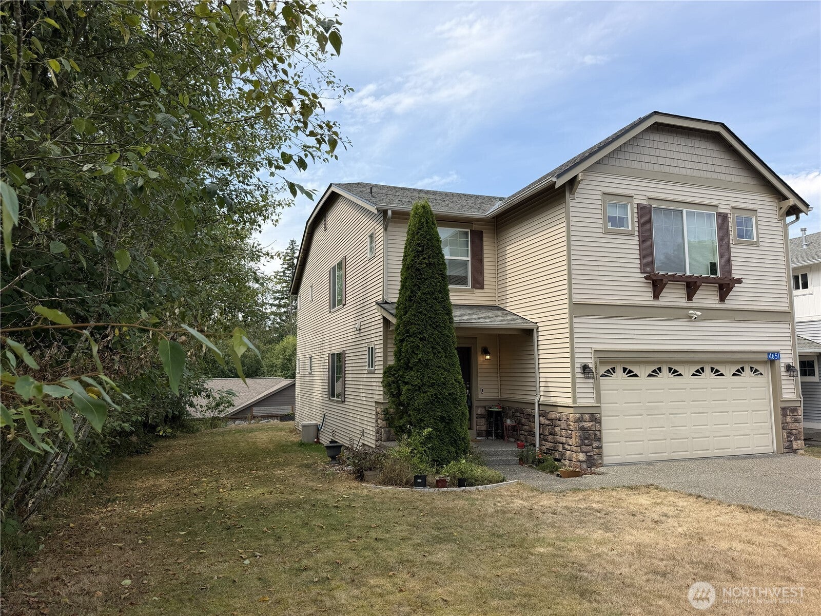 4651 Nooksack Loop — photo