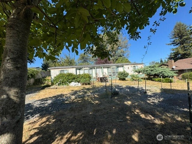 13745 42nd Avenue S — photo