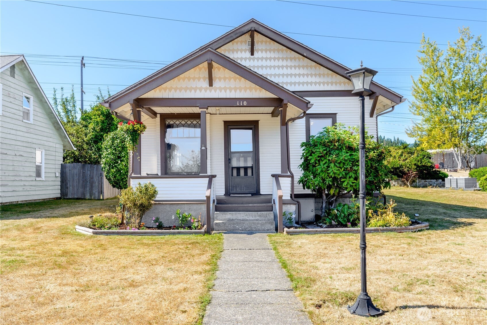 110 W 14th — photo