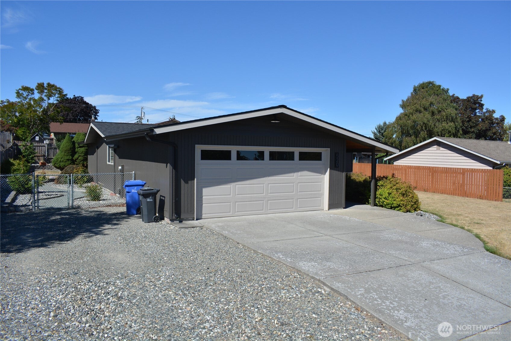520 SW 4th Avenue SW — photo