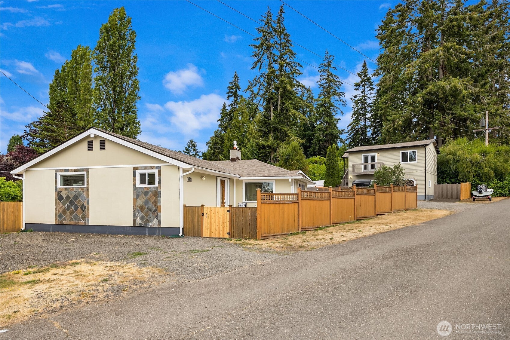 26107 James Lane NE — photo