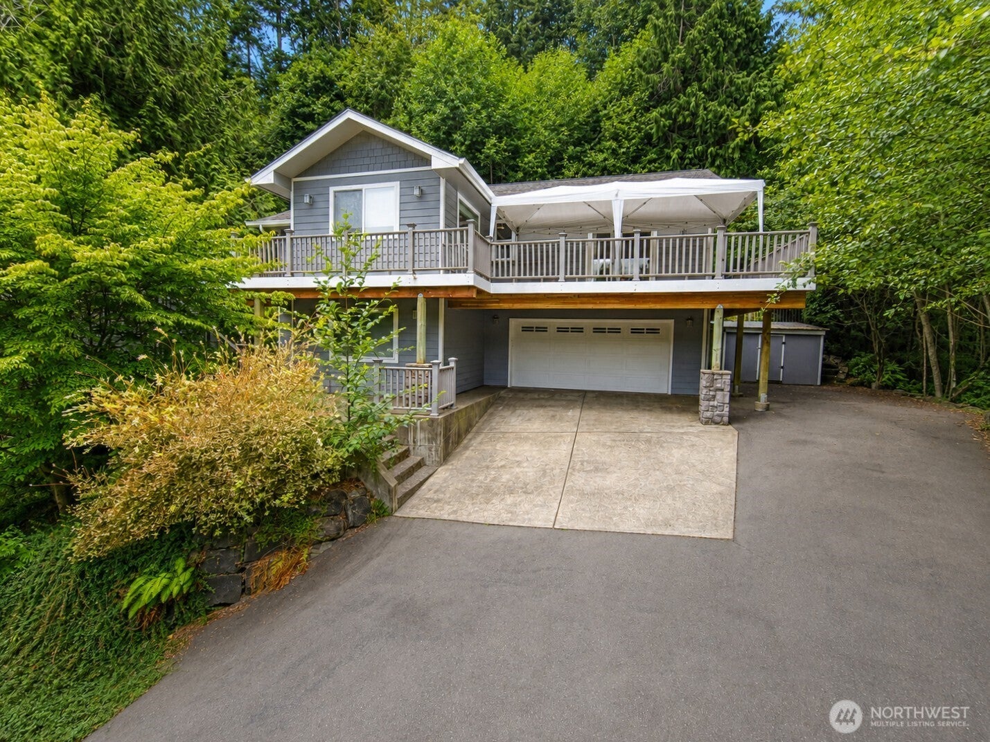 936 Stephenson Drive — photo