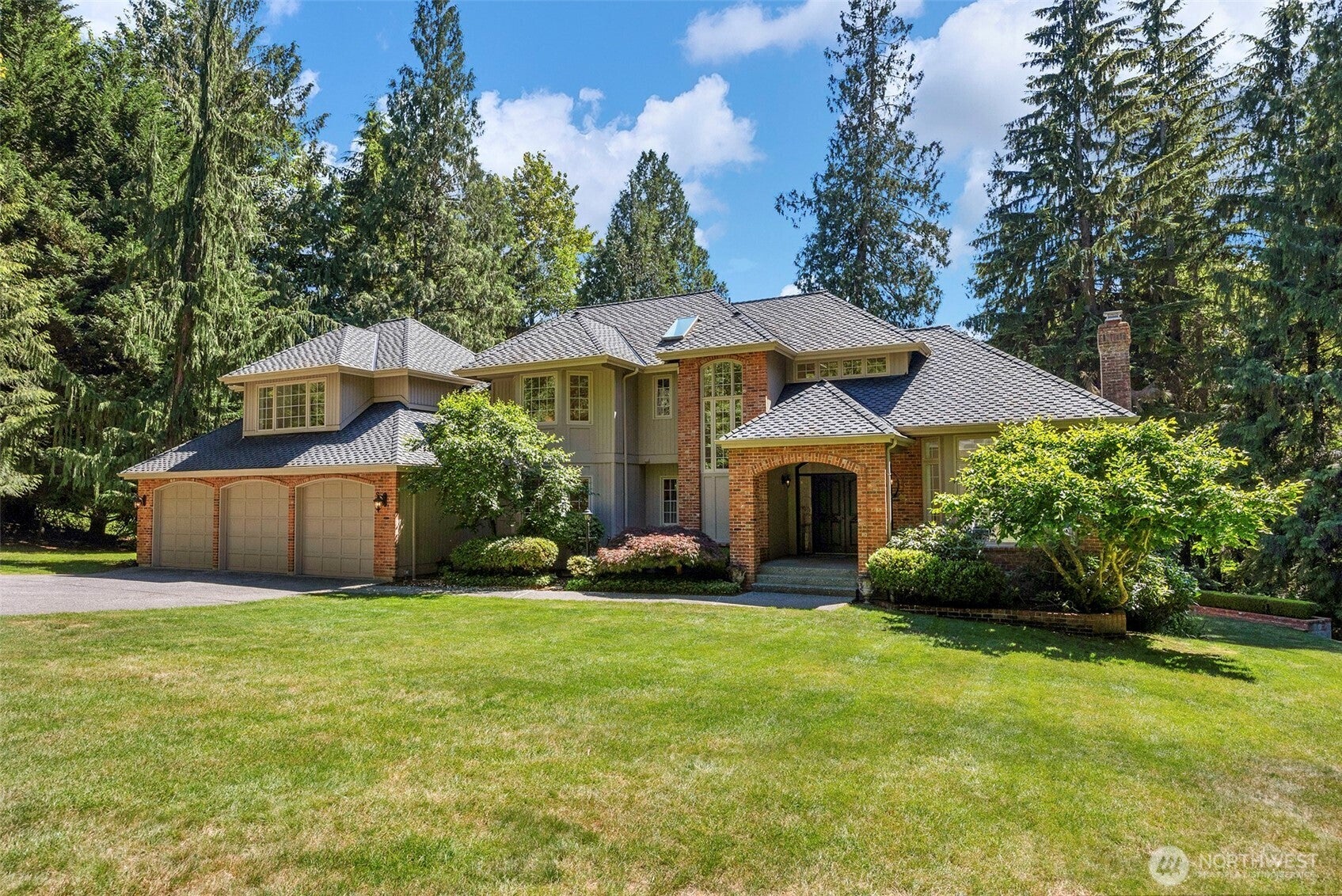 8412 E Meadow Lake Drive — photo