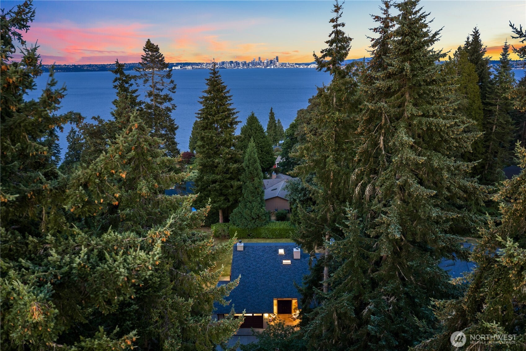 10785 Bill Point Crest NE — photo