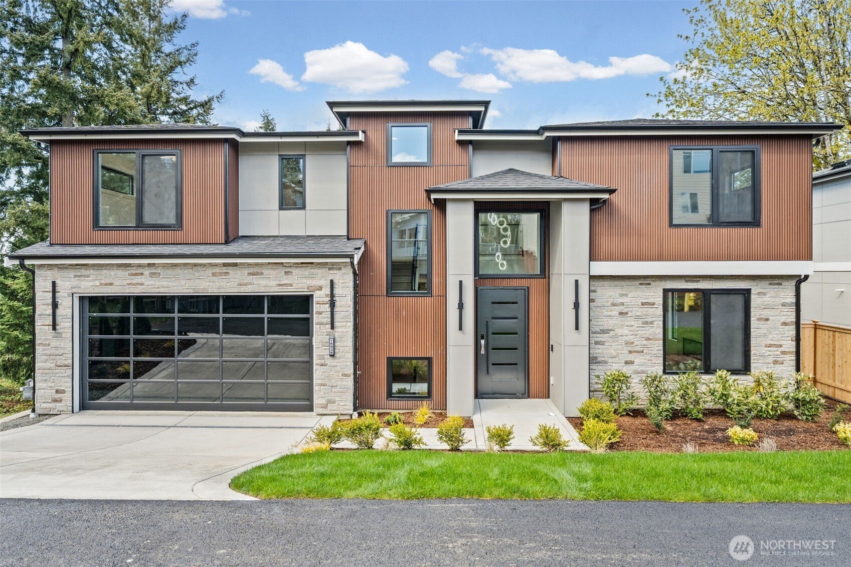 16036 SE 44th Court — photo