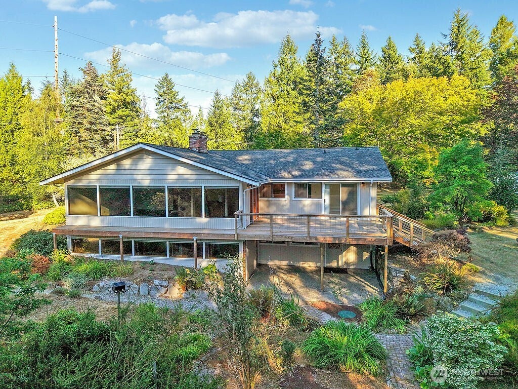 2401 Finn Hill Road — photo