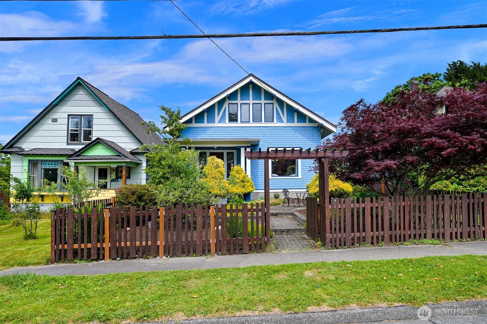 905 E Maple Street — photo