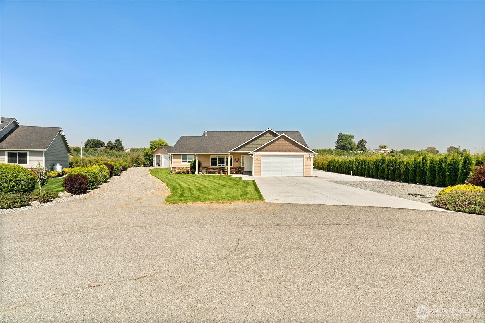 25 Columbia View Drive — photo