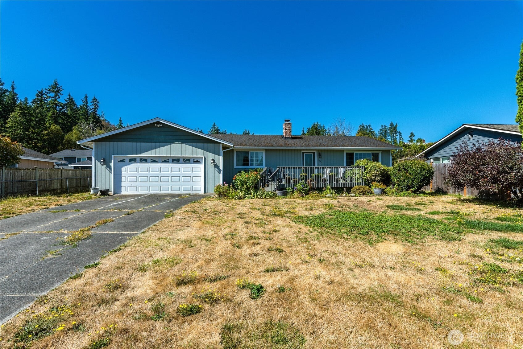 1552 Thompson Drive — photo