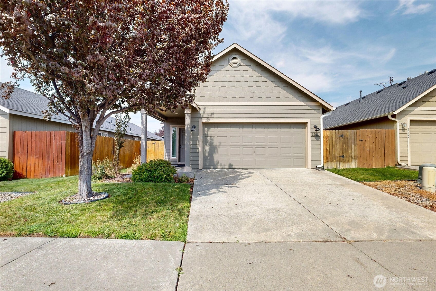 1212 Carver Street — photo