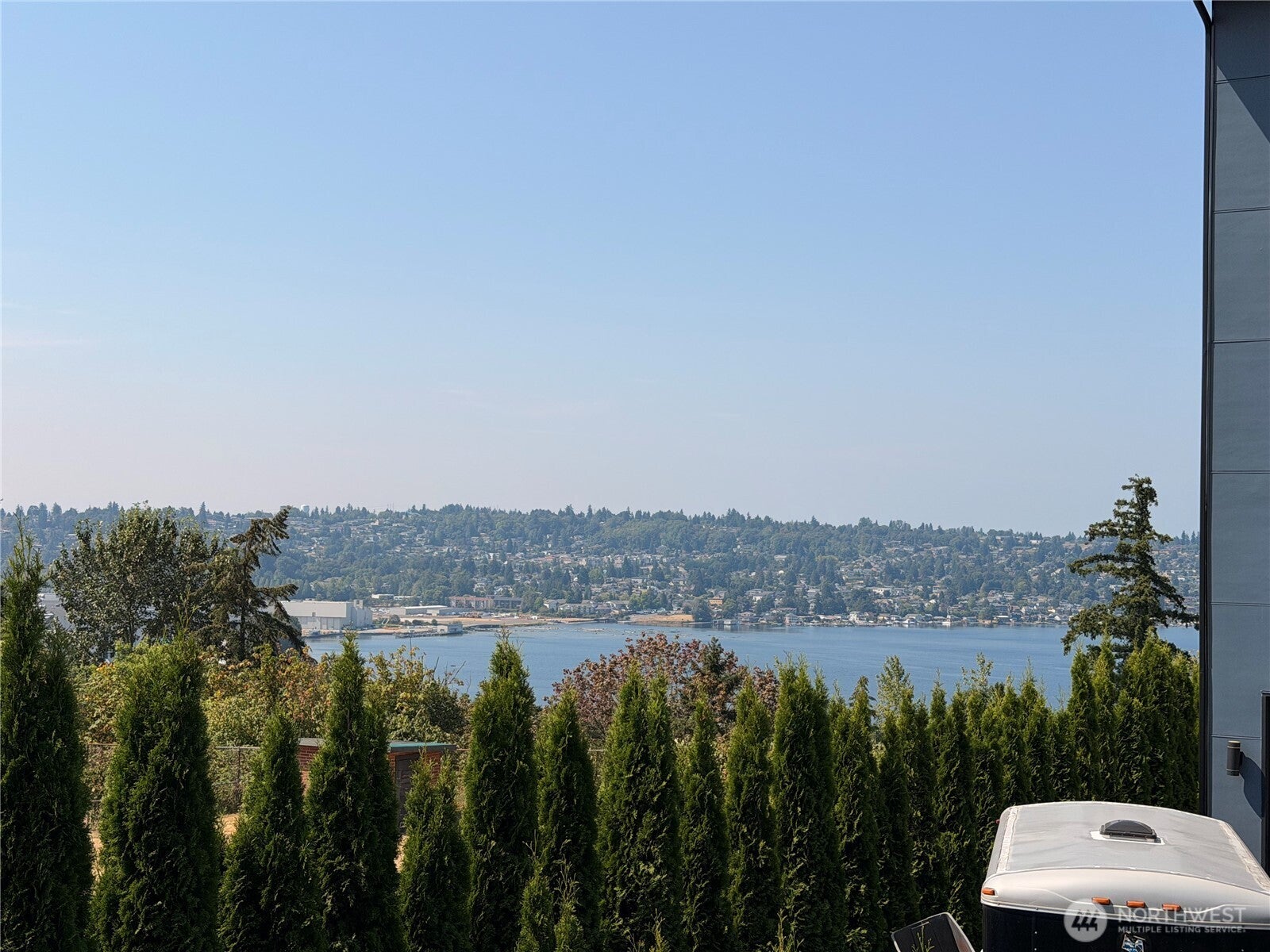 Home in Renton, WA 98056 — photo 3
