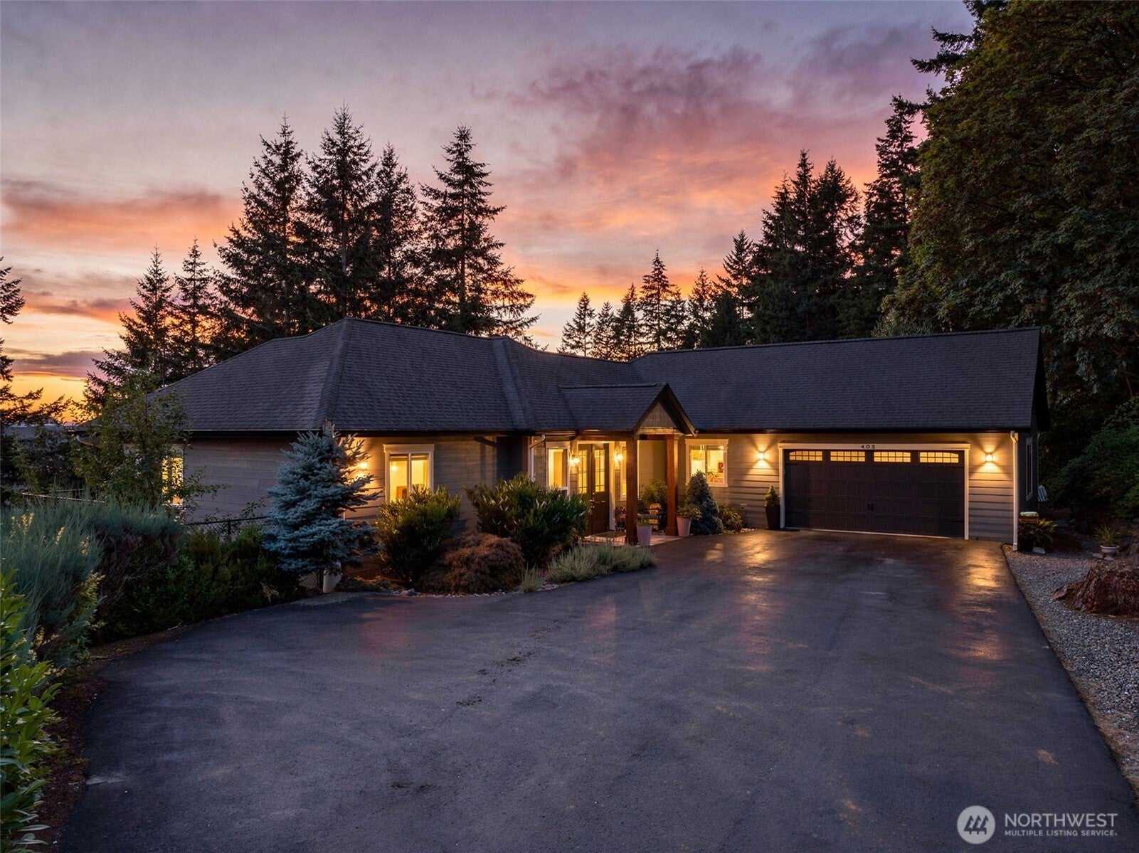 403 SE Crestview Drive — photo
