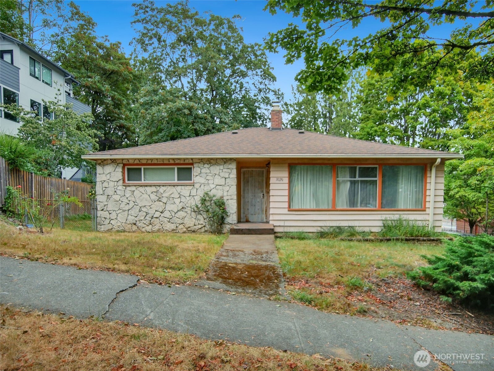 3020 E Yesler Way — photo