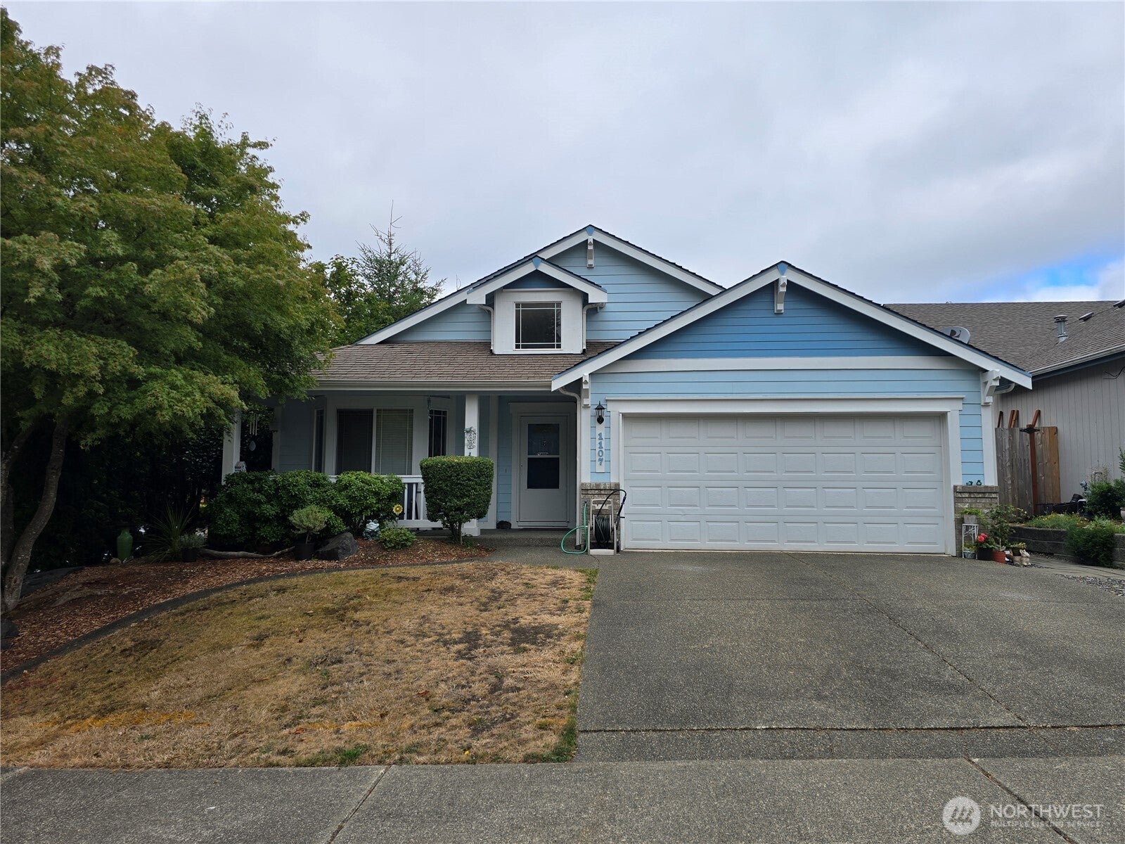 1107 Georgetowne Drive NE — photo