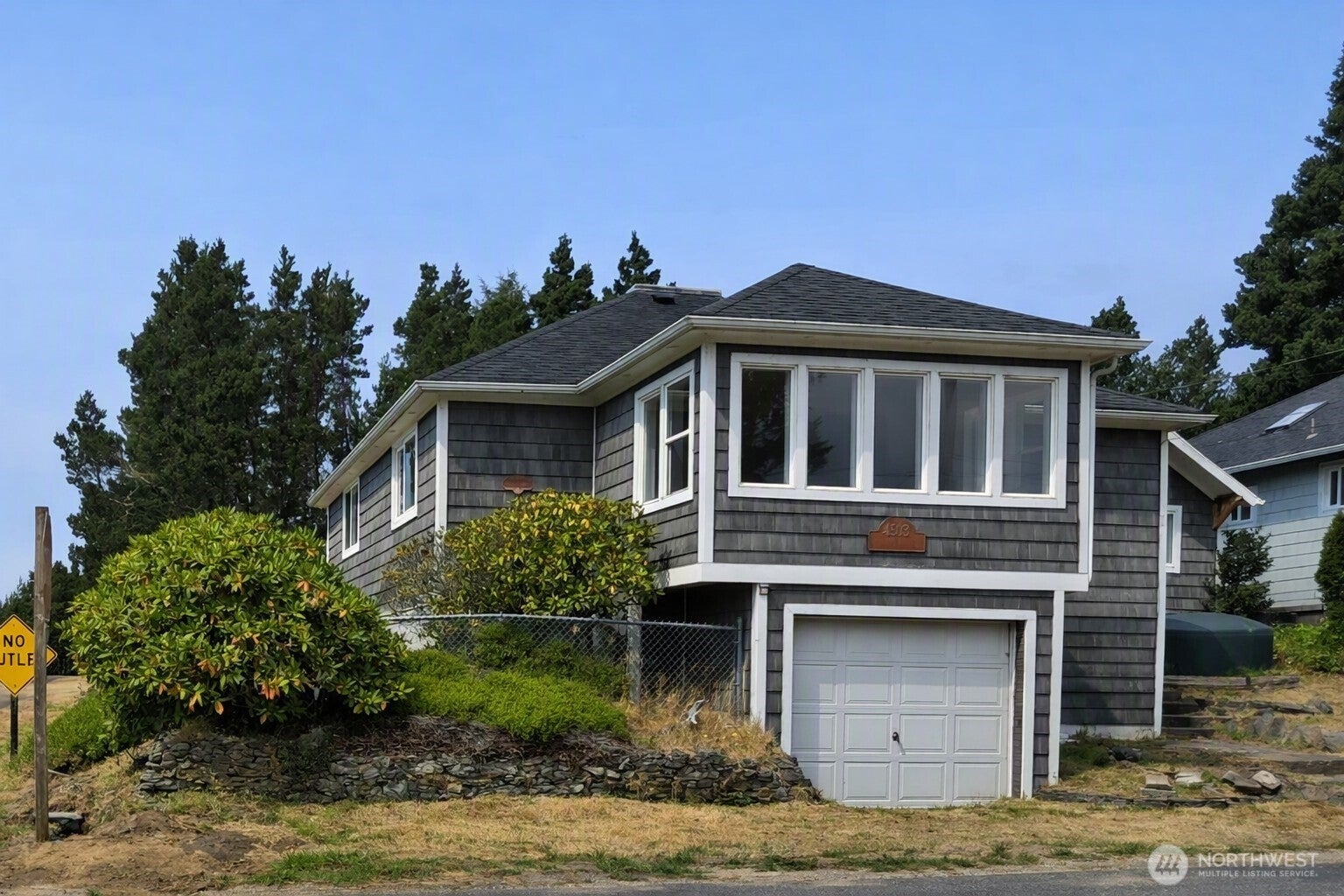 4503 K Place — photo