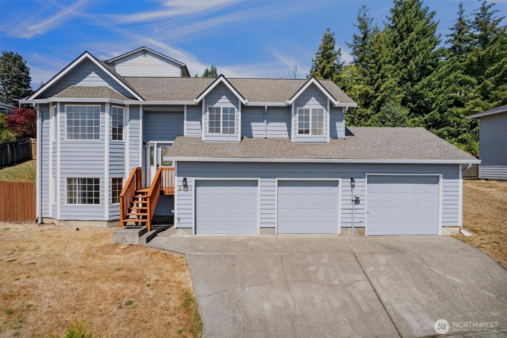 2701 Glen More Street — photo