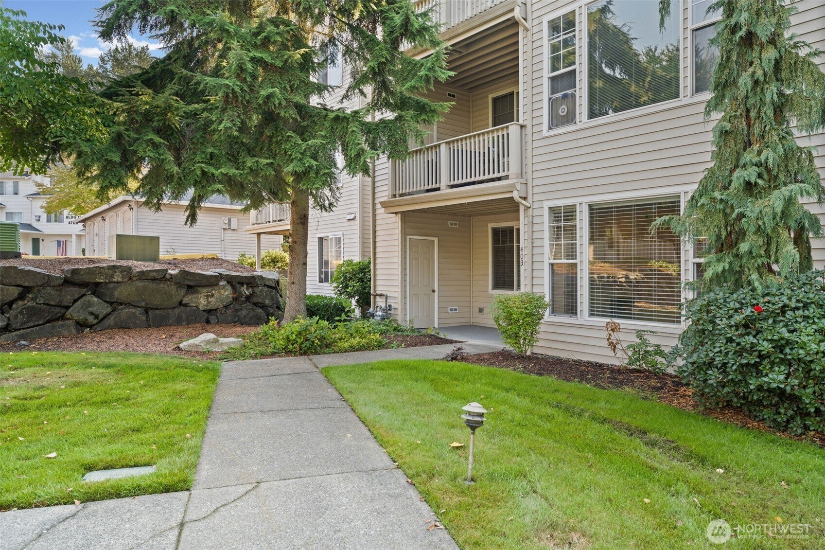 4714 Mill Pond Drive SE 403 — photo