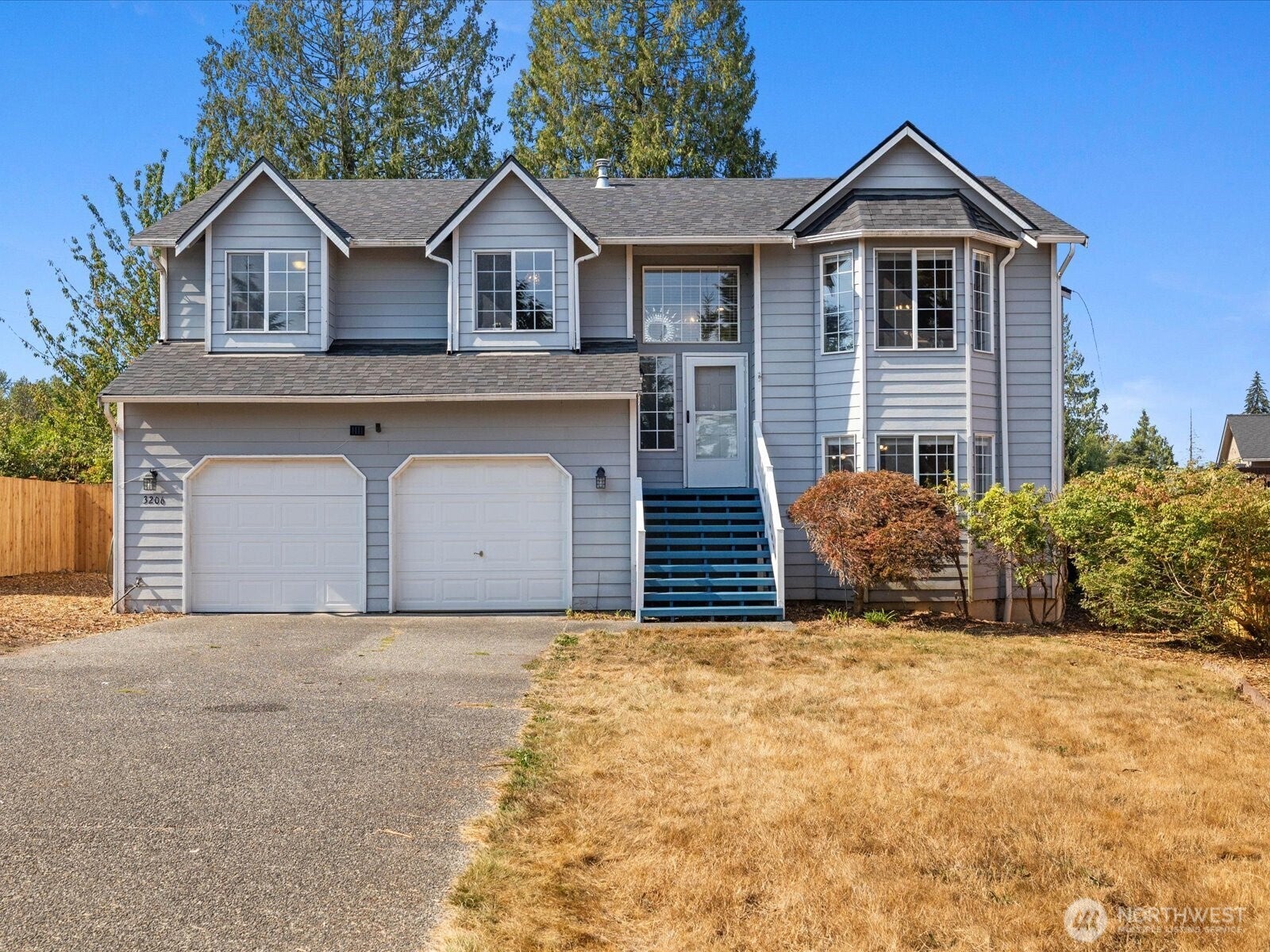3206 91st Drive NE — photo