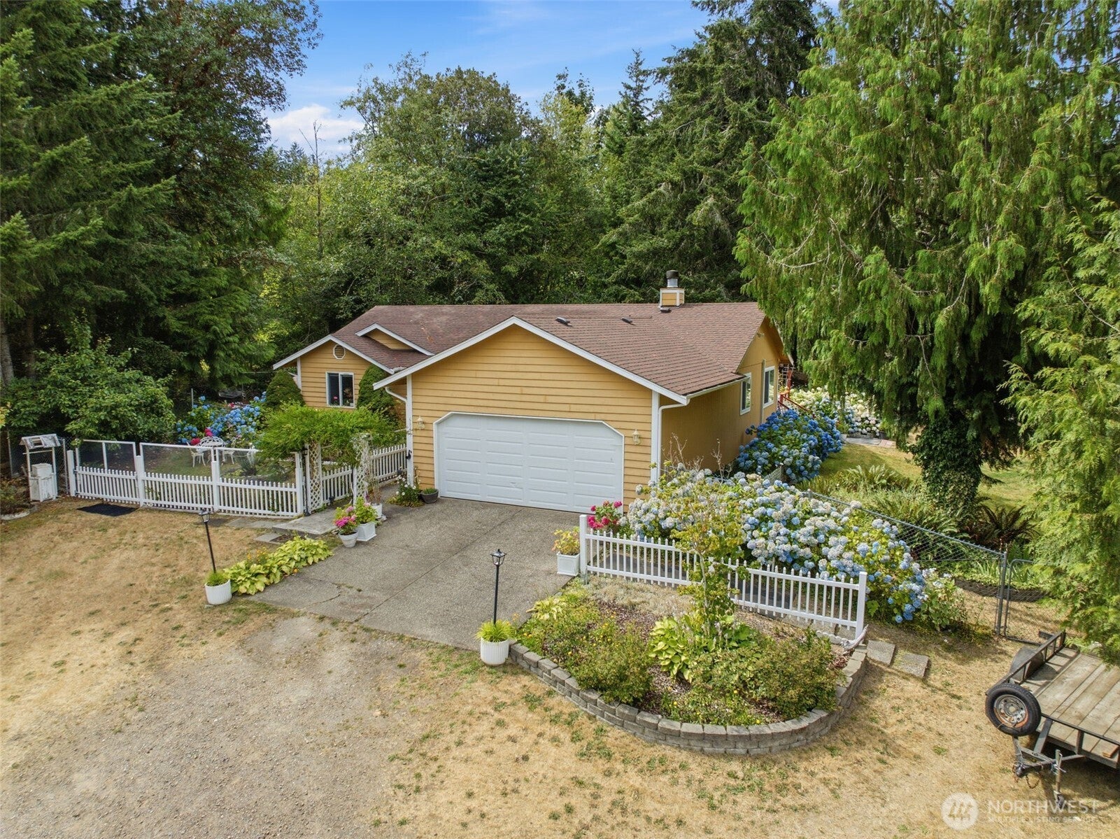 6839 E Fillmore Street — photo