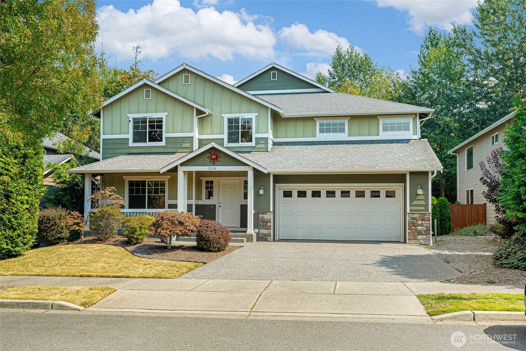 328 Barry Loop — photo