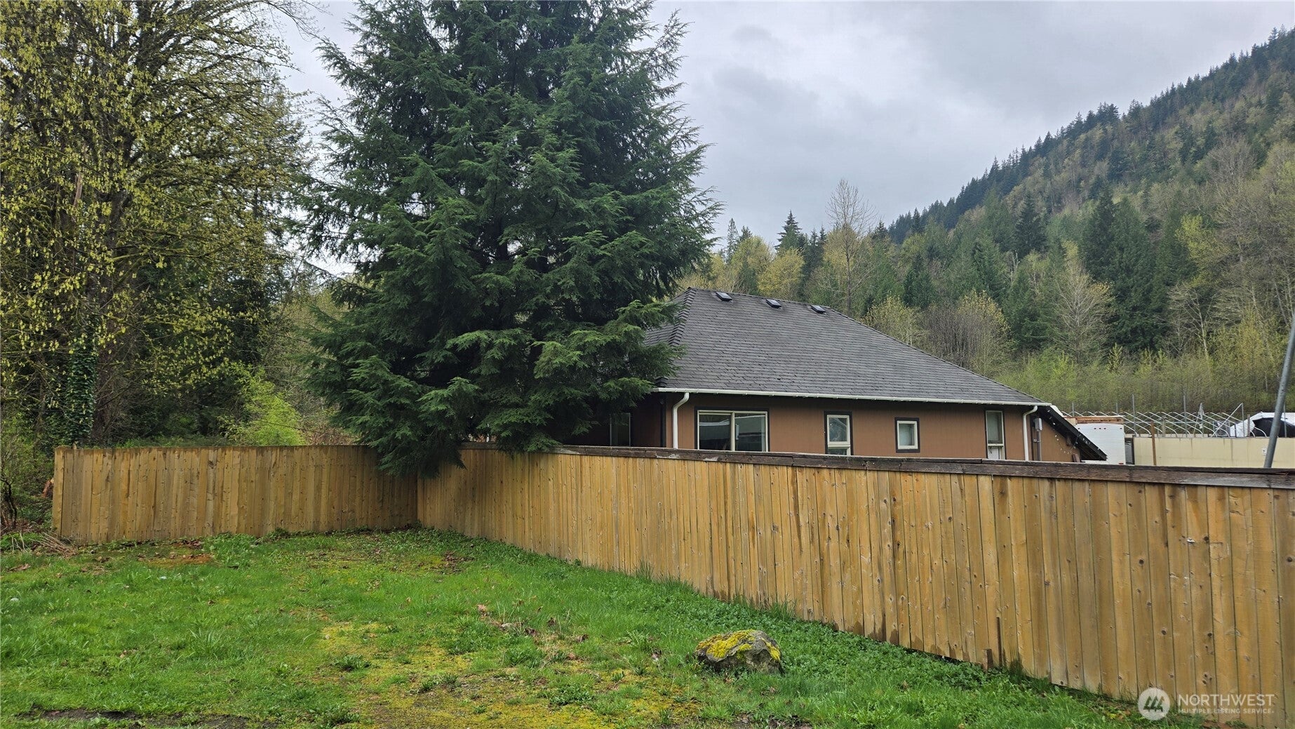 5898 Mt Baker Highway — photo