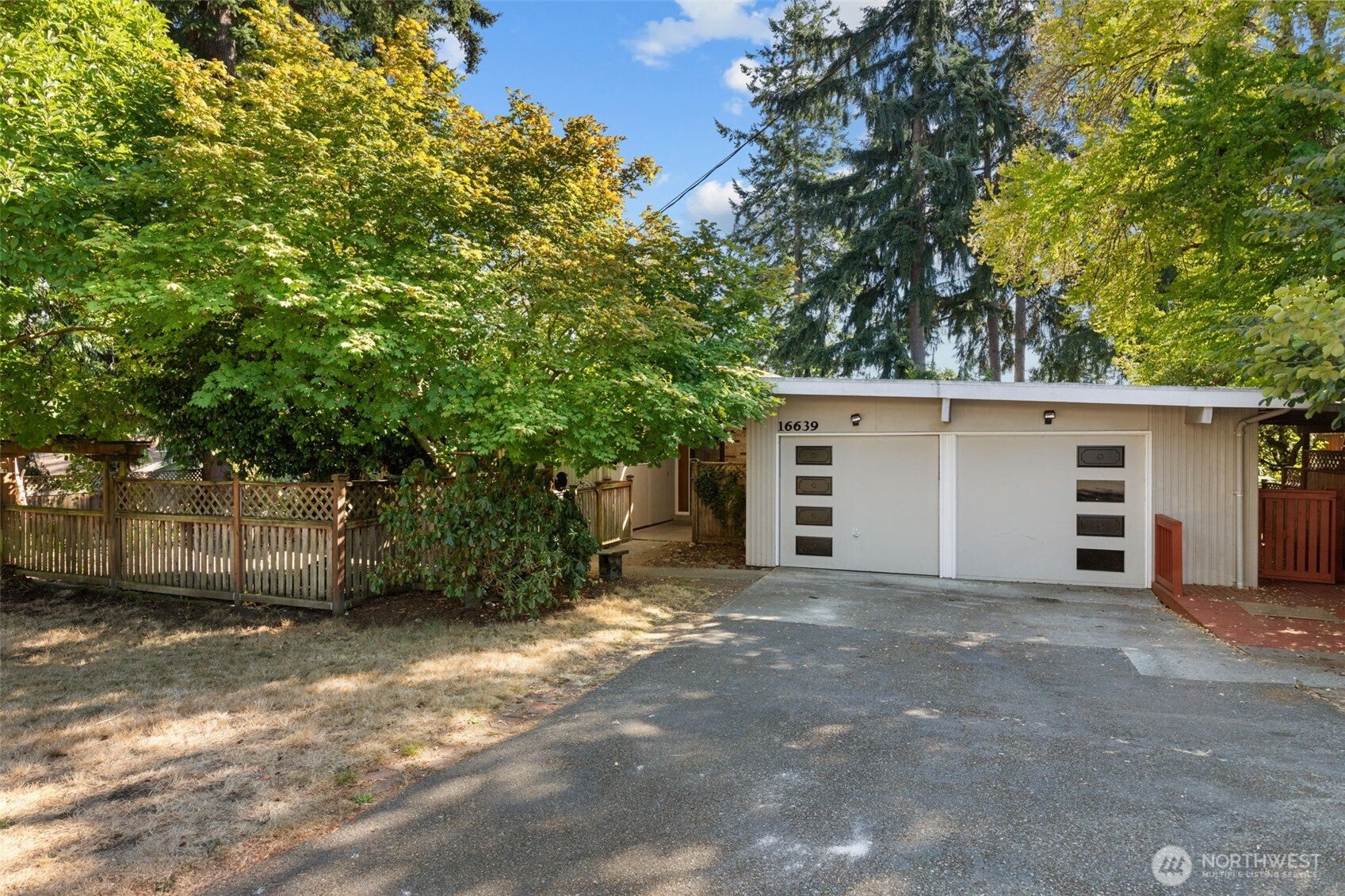 16639 SE 8th Street — photo