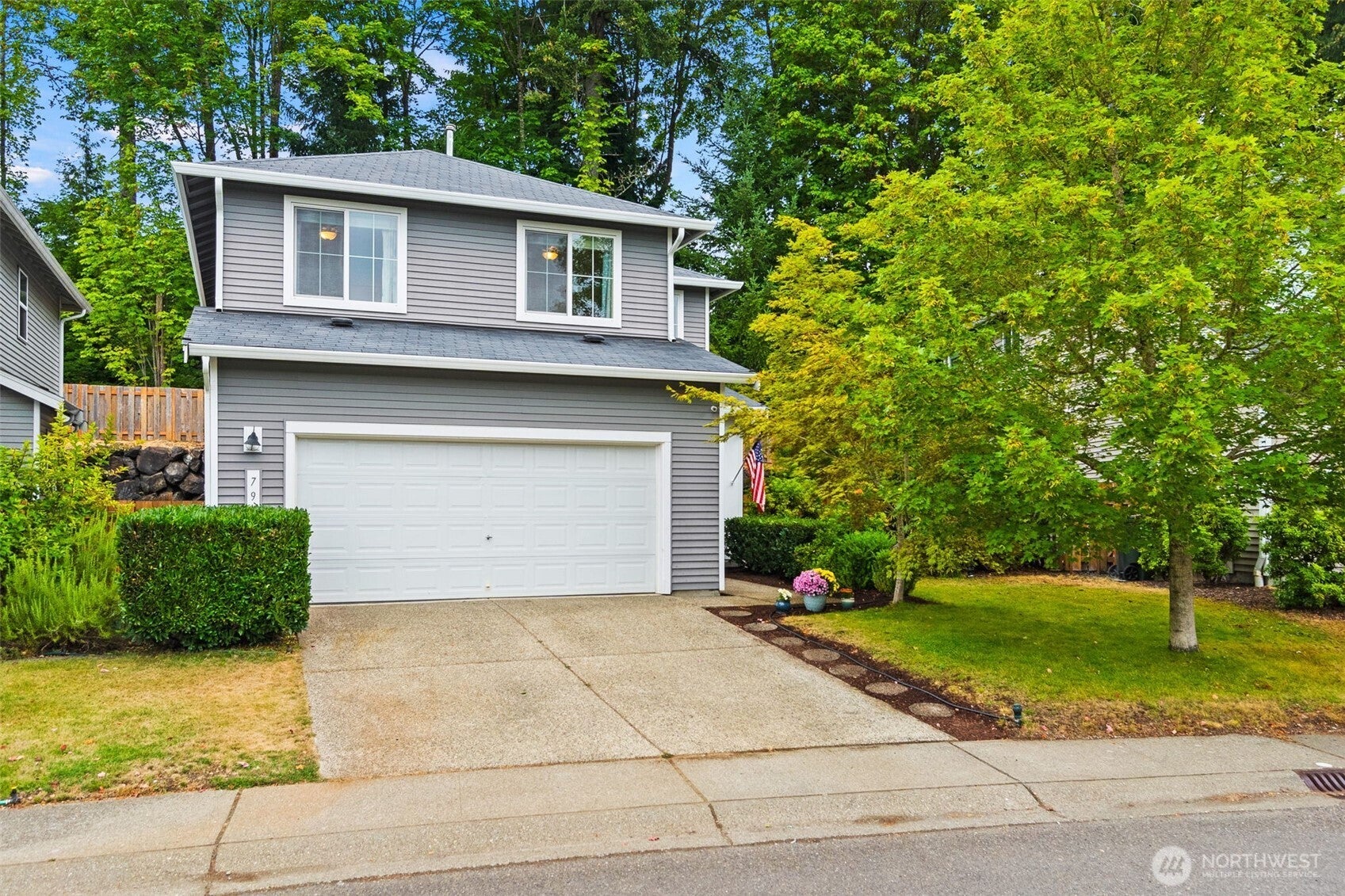 796 Fenway Lane SW — photo