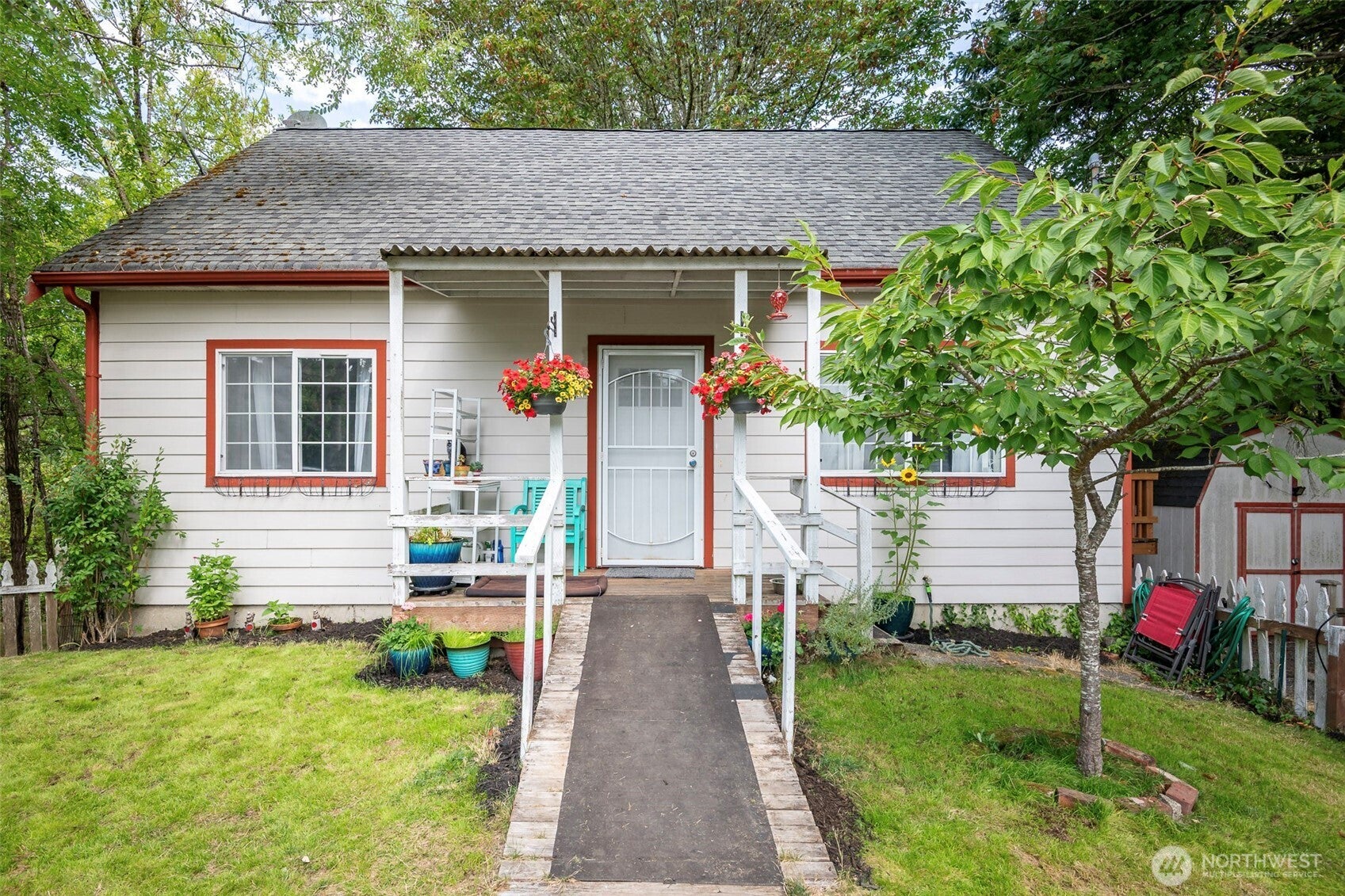 817 Kendall Street — photo