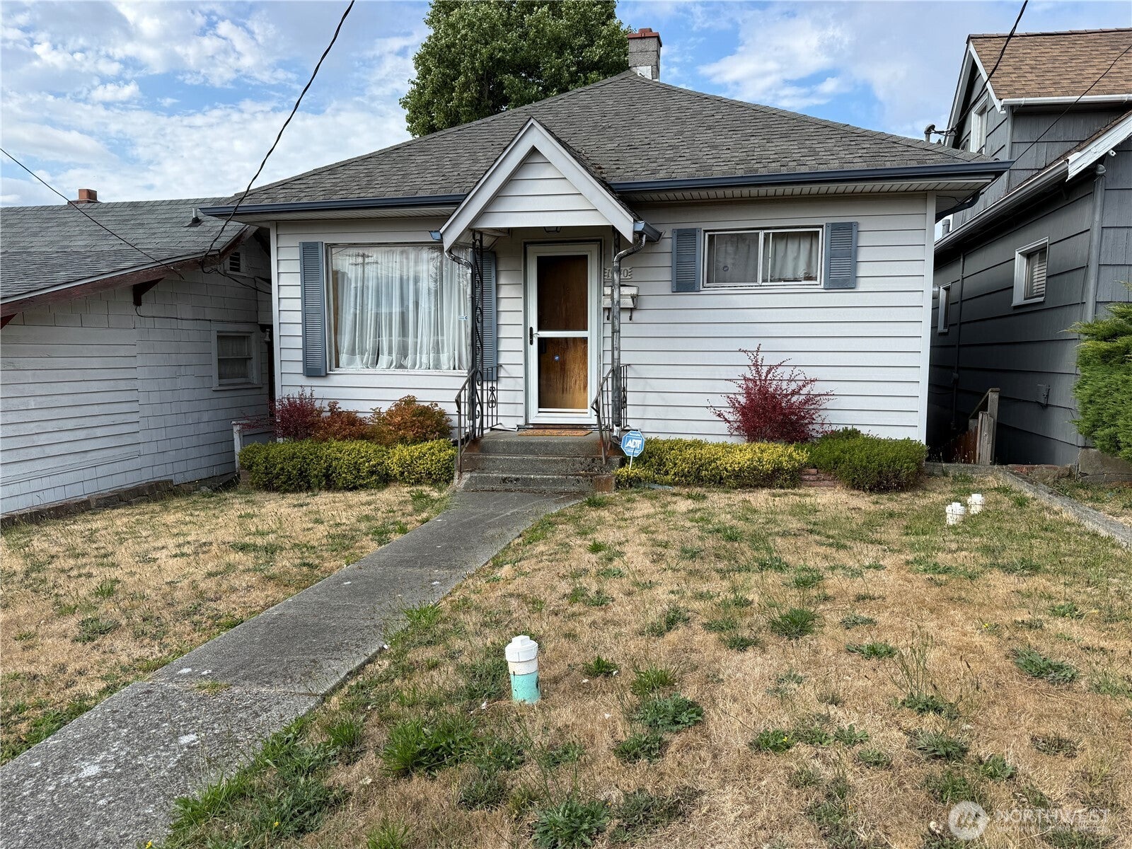 1940 4th Street — photo