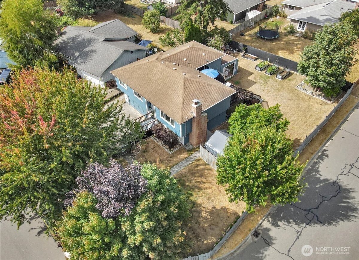 6706 22nd Drive NE — photo