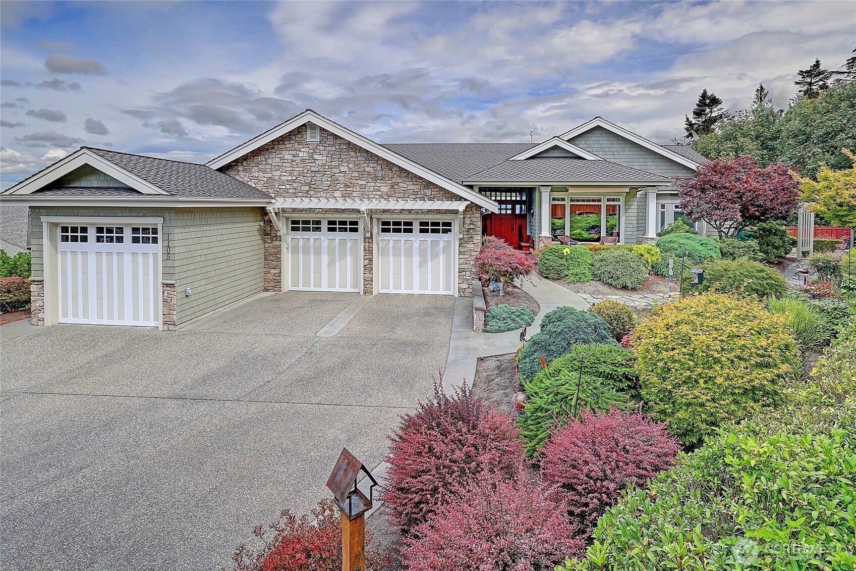 1105 Morgan Way — photo