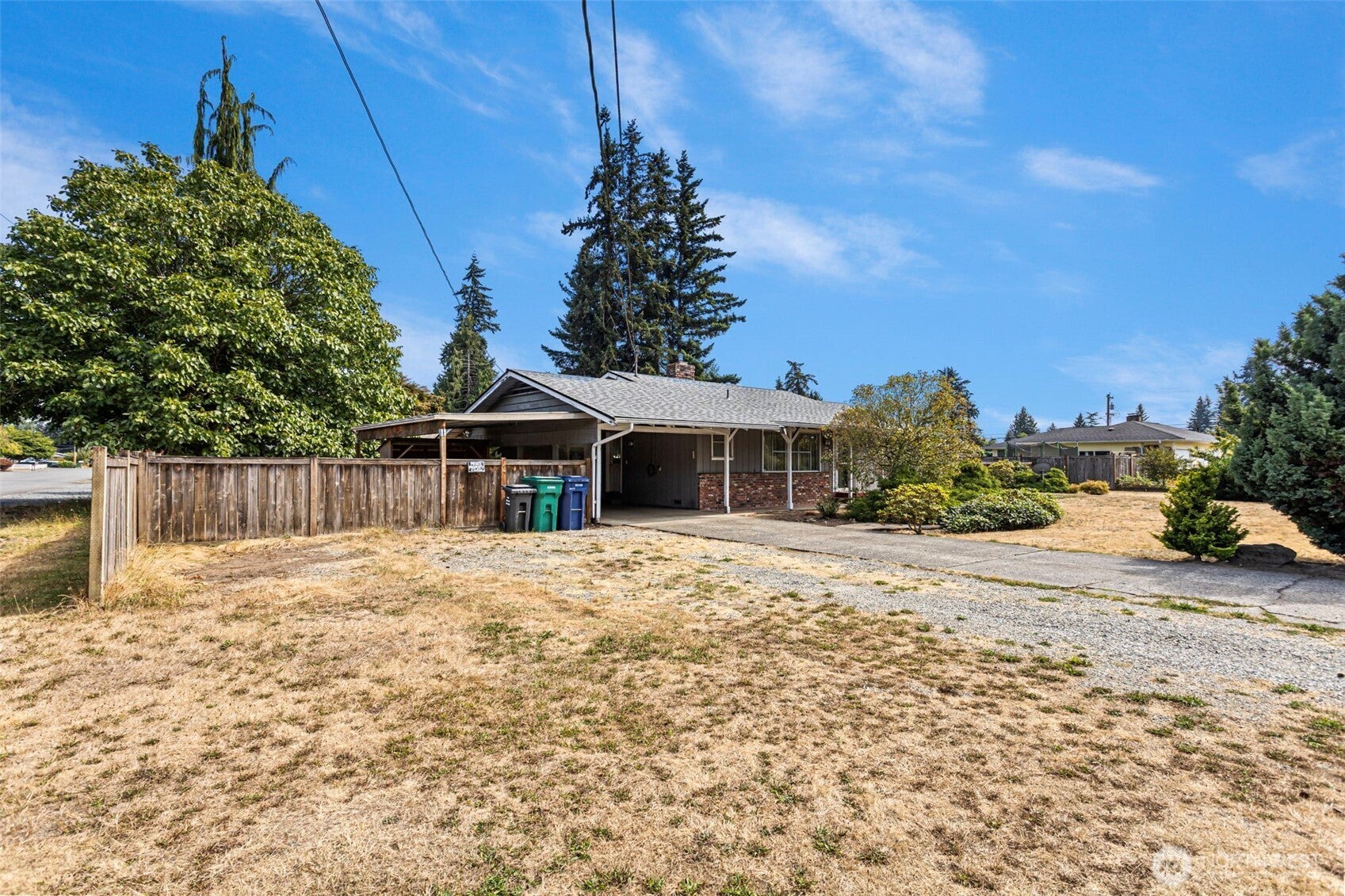 8821 52nd Drive NE — photo