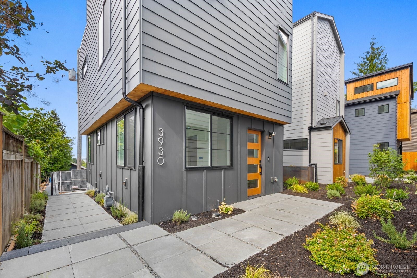3930 S Angeline Street — photo