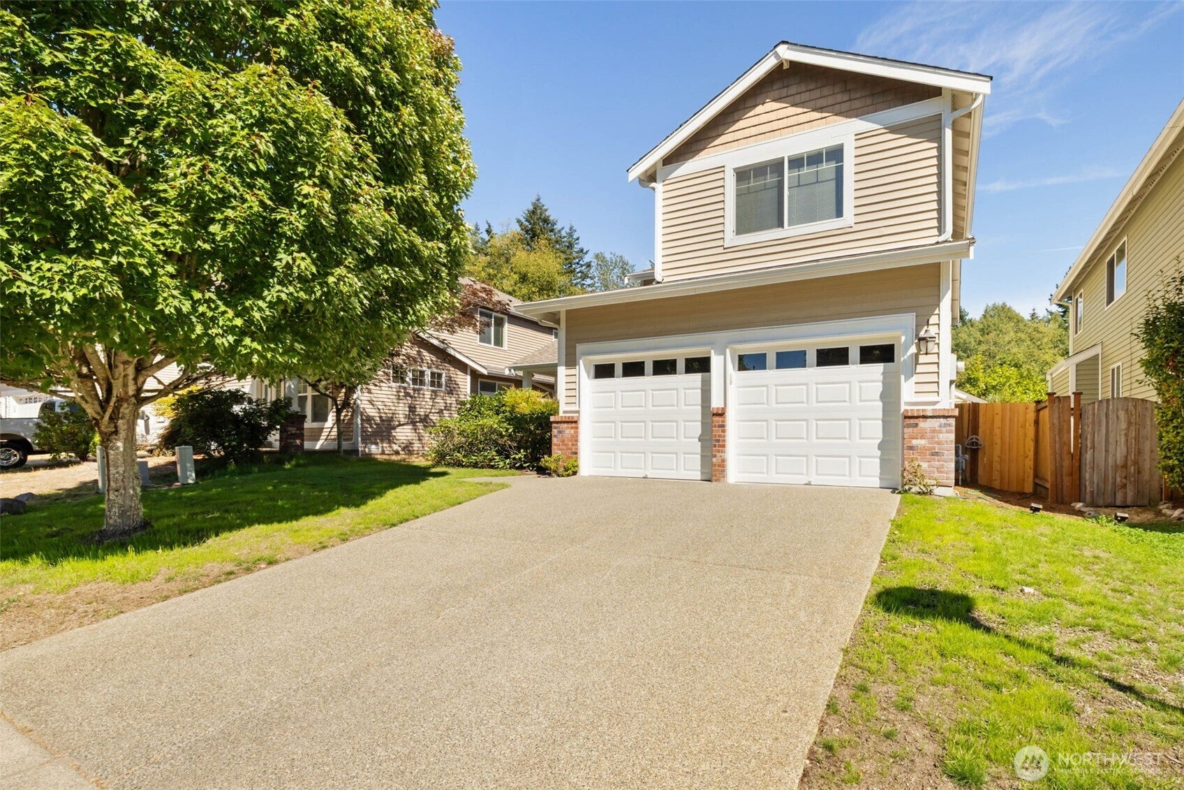 4523 SE Bakken Court — photo