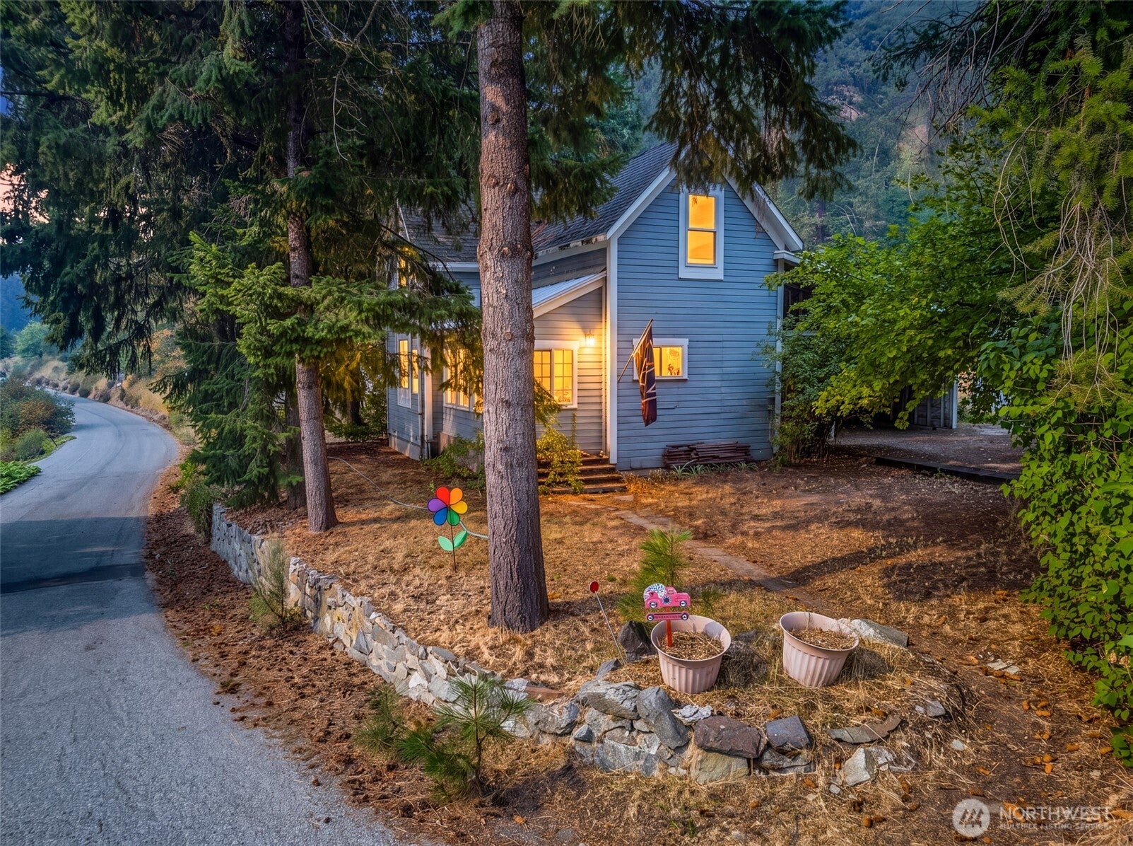 9088 Derby Canyon Road — photo